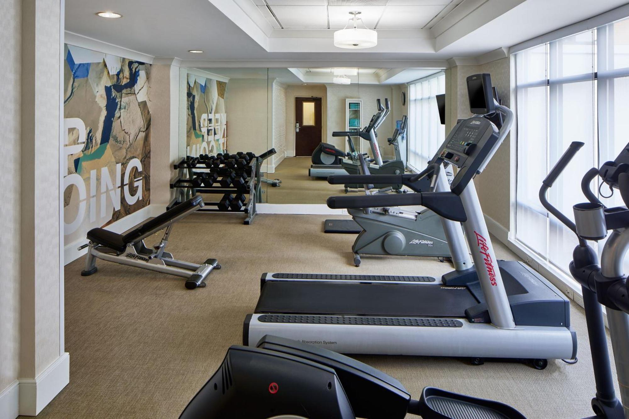 Springhill Suites Memphis Downtown Exterior photo
