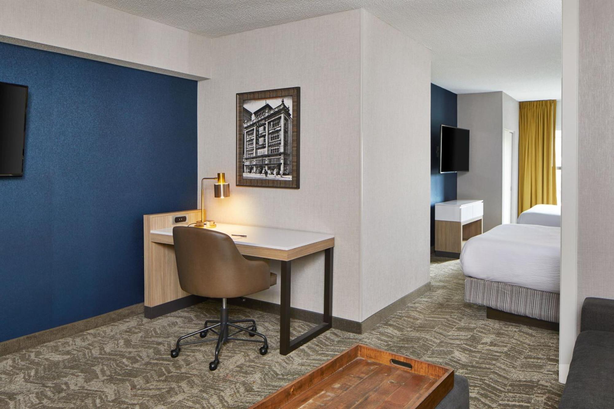 Springhill Suites Memphis Downtown Exterior photo