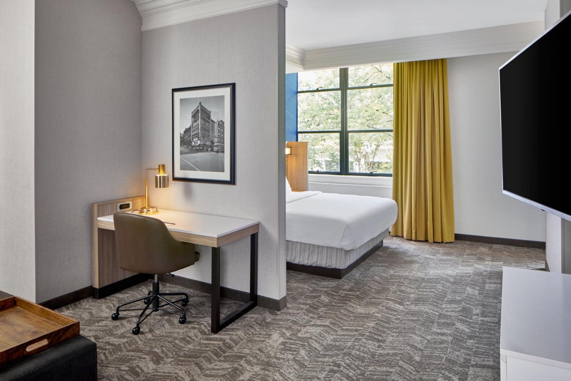 Springhill Suites Memphis Downtown Exterior photo