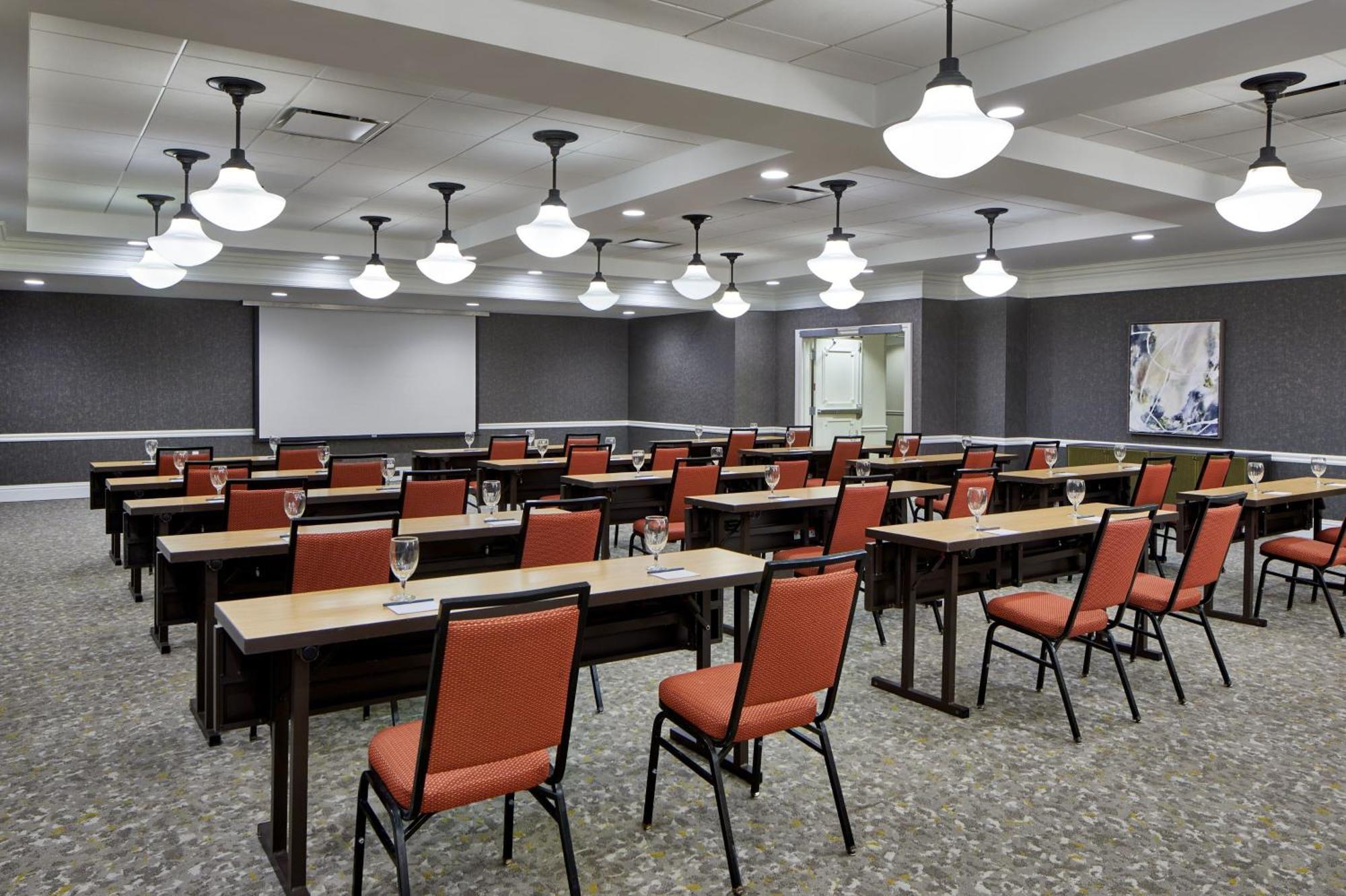 Springhill Suites Memphis Downtown Exterior photo