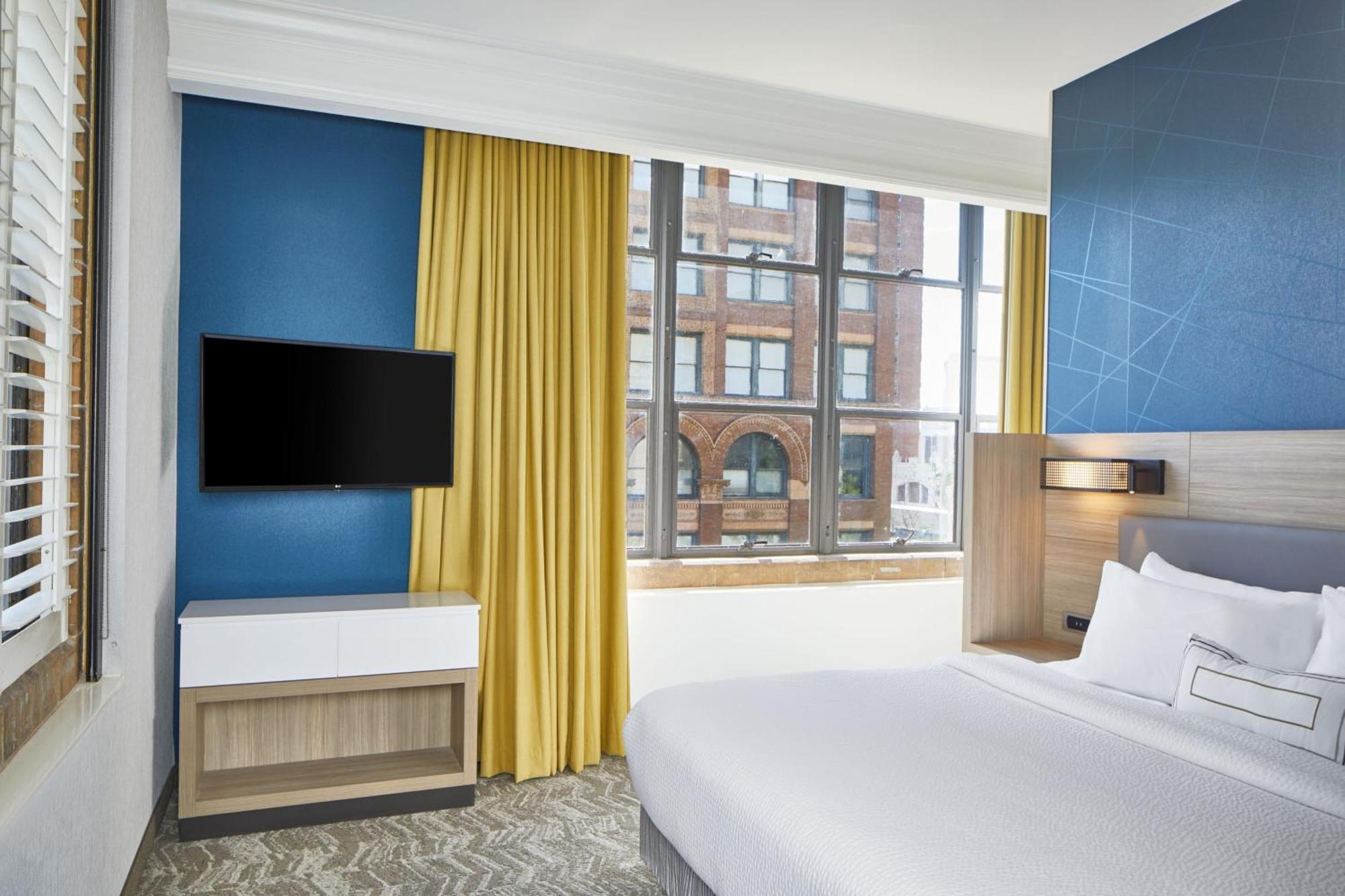 Springhill Suites Memphis Downtown Exterior photo